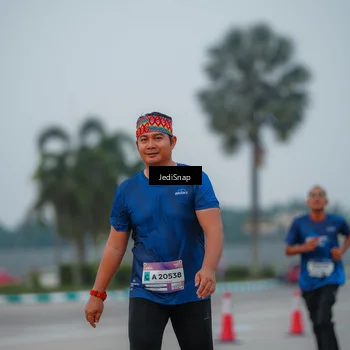 Runner Photo 7536956