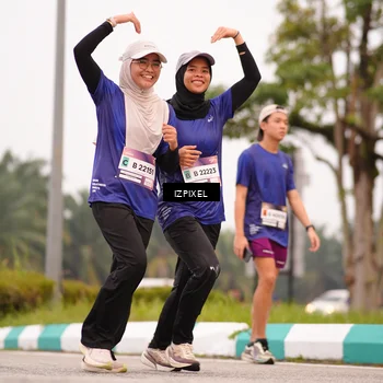 Runner Photo 7536960