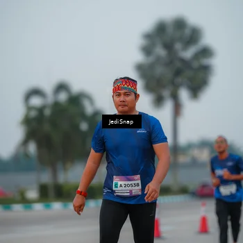 Runner Photo 7536964