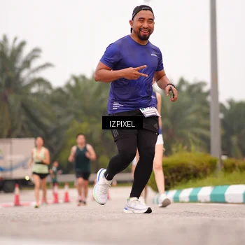 Runner Photo 7536968