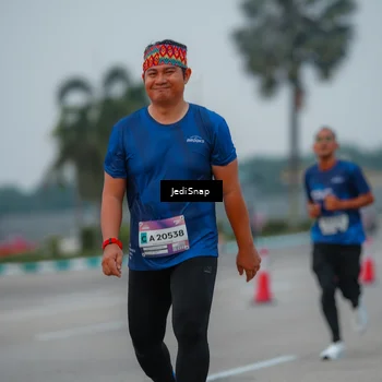 Runner Photo 7536969