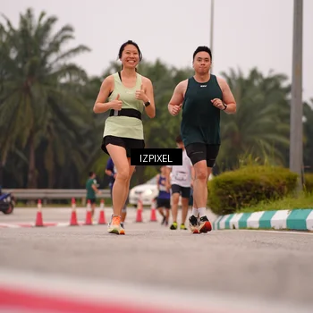 Runner Photo 7536994
