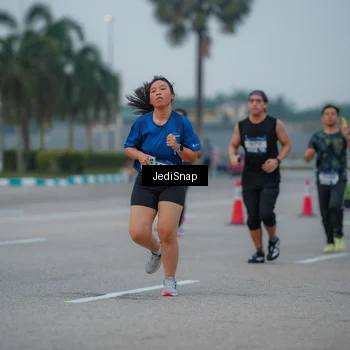 Runner Photo 7536995