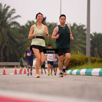 Runner Photo 7536997