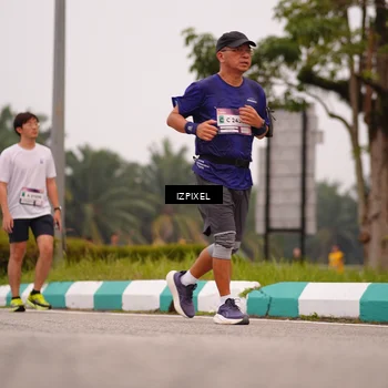 Runner Photo 7537048
