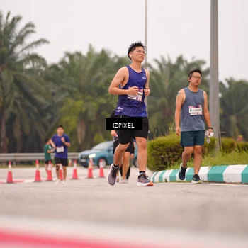 Runner Photo 7537049