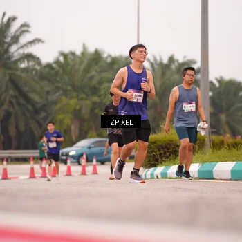 Runner Photo 7537054