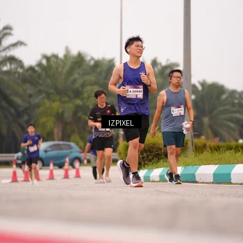 Runner Photo 7537062