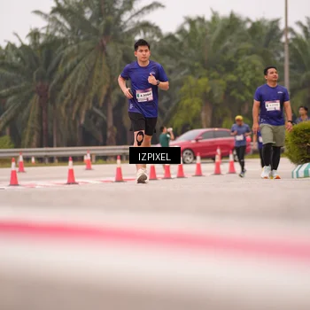 Runner Photo 7537071
