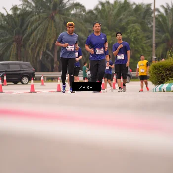 Runner Photo 7537084