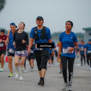 Runner Photo 7537092