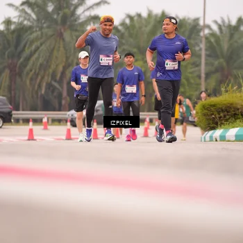 Runner Photo 7537103