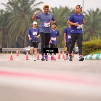 Runner Photo 7537106