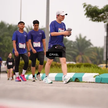 Runner Photo 7537120