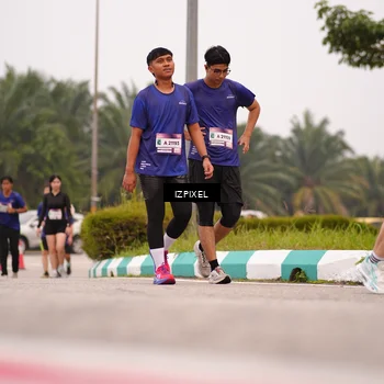 Runner Photo 7537130