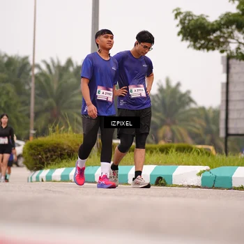 Runner Photo 7537131