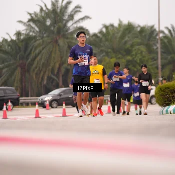 Runner Photo 7537137