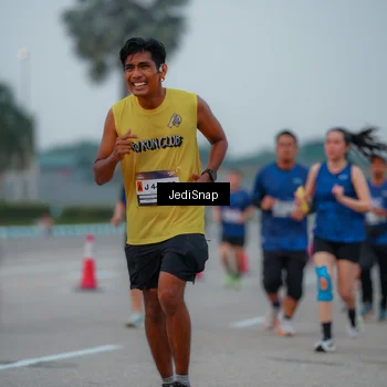 Runner Photo 7537140