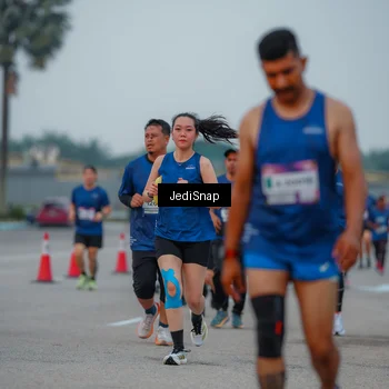 Runner Photo 7537151