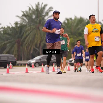 Runner Photo 7537153