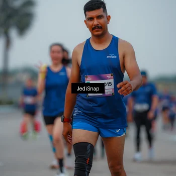 Runner Photo 7537156