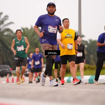 Runner Photo 7537171