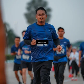 Runner Photo 7537177