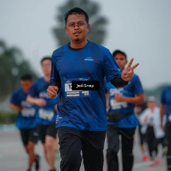 Runner Photo 7537178