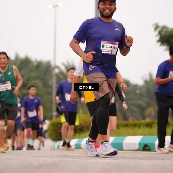 Runner Photo 7537180