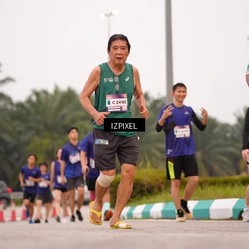 Runner Photo 7537185