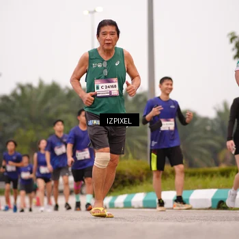 Runner Photo 7537192