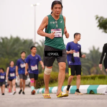 Runner Photo 7537193