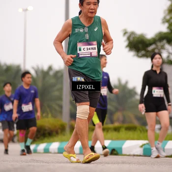 Runner Photo 7537200