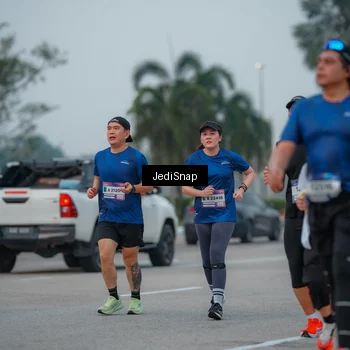 Runner Photo 7537203
