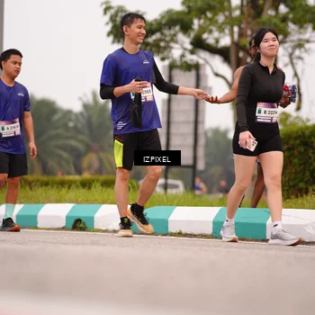 Runner Photo 7537208