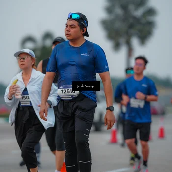 Runner Photo 7537211