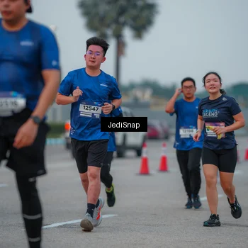 Runner Photo 7537223