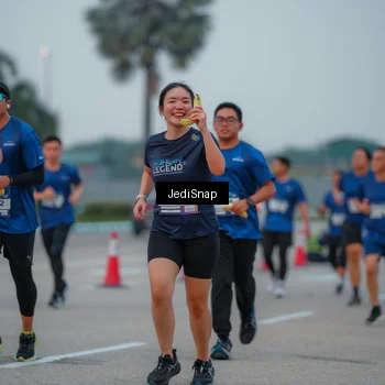 Runner Photo 7537243