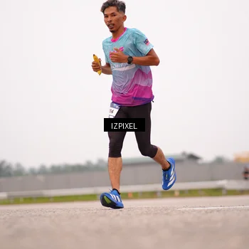 Runner Photo 7537245