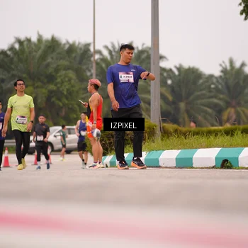 Runner Photo 7537249