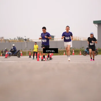 Runner Photo 7537259