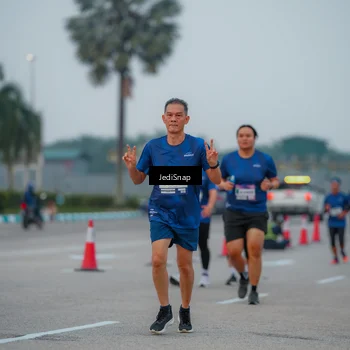 Runner Photo 7537262