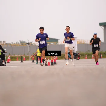 Runner Photo 7537263