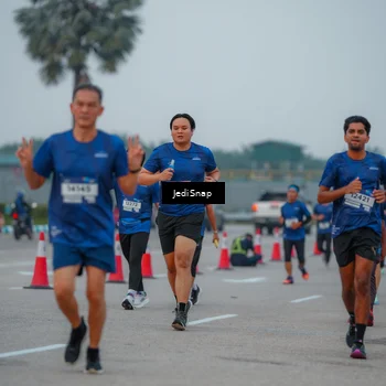 Runner Photo 7537281