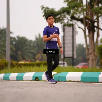 Runner Photo 7537285