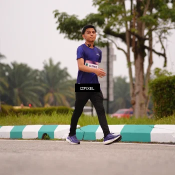Runner Photo 7537288
