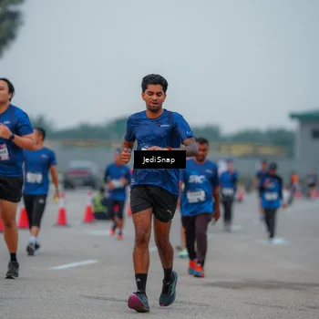 Runner Photo 7537290