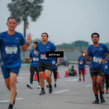 Runner Photo 7537291