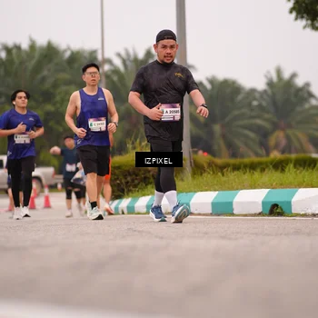 Runner Photo 7537296