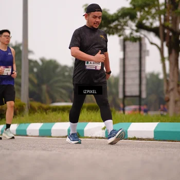 Runner Photo 7537305